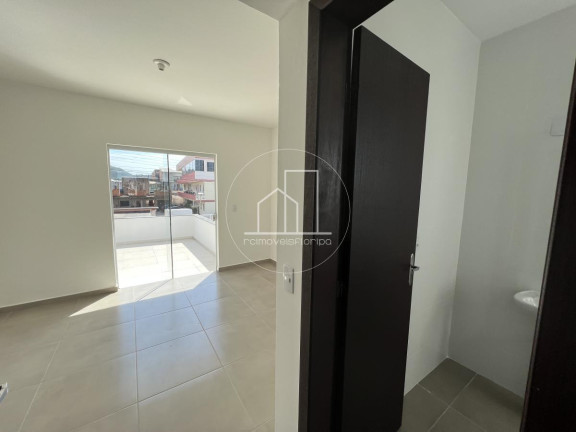 Imagem Casa com 3 Quartos à Venda, 185 m² em São João Do Rio Vermelho - Florianópolis