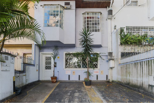 Imagem Casa com 6 Quartos à Venda, em Vila Madalena - São Paulo Imagem Casa com 6 Quartos à Venda, em Vila Madalena - São Paulo