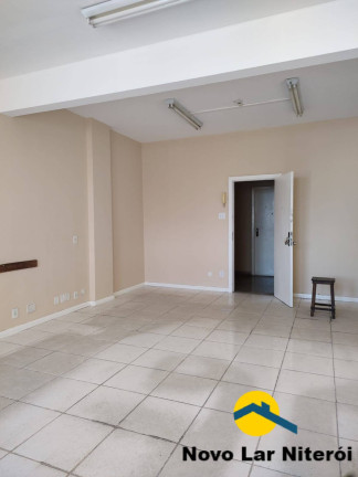Sala Comercial à Venda, 130 m² em Centro - Niterói
