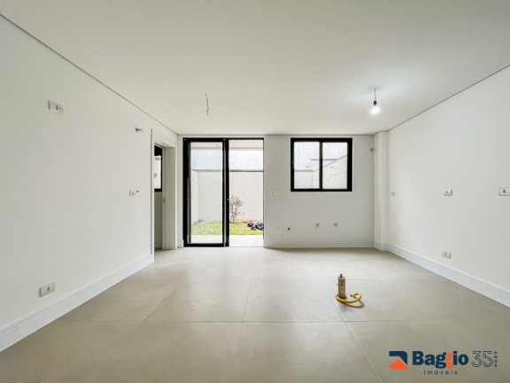 Imagem Casa de Condomínio com 3 Quartos à Venda, 240 m² em Santo Inácio - Curitiba Imagem Casa de Condomínio com 3 Quartos à Venda, 240 m² em Santo Inácio - Curitiba
