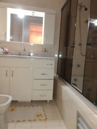 Imagem Casa com 4 Quartos à Venda, 188 m² em Jardim Lindóia - Porto Alegre