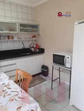 Imagem Imóvel com 4 Quartos à Venda, 