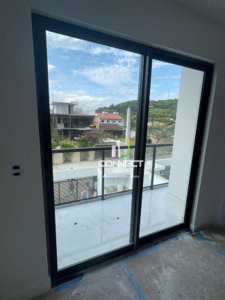 Imagem Sobrado com 3 Quartos à Venda, 180 m² em Ressacada - Itajaí Imagem Sobrado com 3 Quartos à Venda, 180 m² em Ressacada - Itajaí