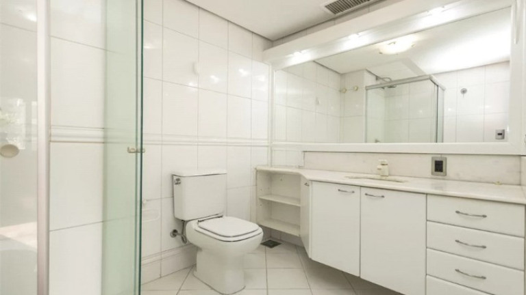 Imagem Apartamento com 4 Quartos à Venda, 283 m² em Bela Vista - Porto Alegre Imagem Apartamento com 4 Quartos à Venda, 283 m² em Bela Vista - Porto Alegre