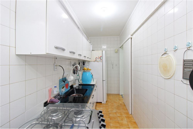 Imagem Imóvel com 1 Quarto à Venda, em Centro Histórico - Porto Alegre Imagem Imóvel com 1 Quarto à Venda, em Centro Histórico - Porto Alegre