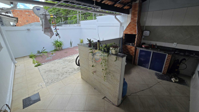 Imagem Casa com 3 Quartos à Venda, 250 m² em Tarumã - Manaus Imagem Casa com 3 Quartos à Venda, 250 m² em Tarumã - Manaus