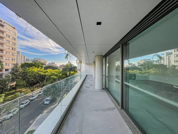 Imagem Apartamento com 3 Quartos à Venda, 388 m² em Moinhos De Vento - Porto Alegre