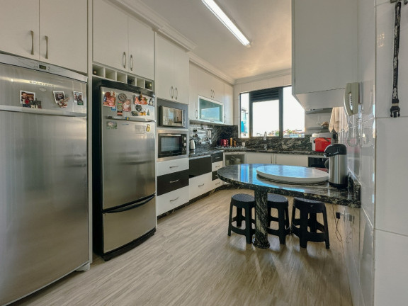 Imagem Cobertura com 3 Quartos à Venda, 455 m² em Balneário - Florianópolis Imagem Cobertura com 3 Quartos à Venda, 455 m² em Balneário - Florianópolis