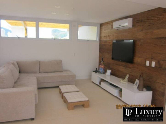 Imagem Casa de Condomínio com 4 Quartos para Temporada, em Juquehy - São Sebastião Imagem Casa de Condomínio com 4 Quartos para Temporada, em Juquehy - São Sebastião