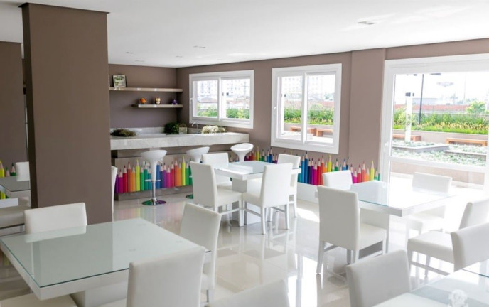 Apartamento com 2 Quartos à Venda, 61 m² em Jardim Lindóia - Porto Alegre