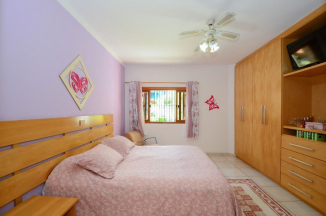 Imagem Imóvel com 4 Quartos à Venda,  em Chácara Rincão - Cotia