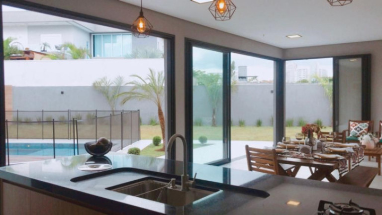 Imagem Casa com 4 Quartos à Venda, 374 m² em Urbanova - São José Dos Campos