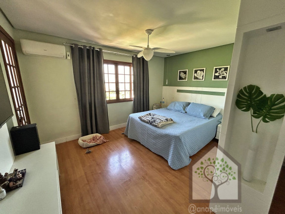 Imagem Casa com 4 Quartos à Venda, 259 m² em Agronômica - Florianópolis Imagem Casa com 4 Quartos à Venda, 259 m² em Agronômica - Florianópolis