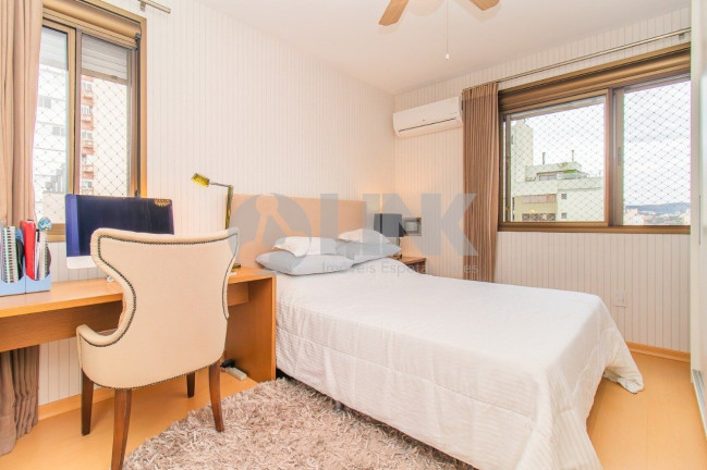 Imagem Apartamento com 2 Quartos à Venda, 74 m² em Petrópolis - Porto Alegre