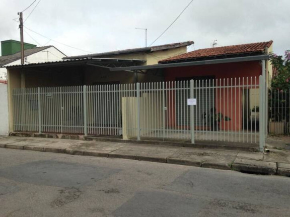 Imagem Casa com 5 Quartos à Venda, 160 m² em Jardim Canuto Borges - Taubaté Imagem Casa com 5 Quartos à Venda, 160 m² em Jardim Canuto Borges - Taubaté
