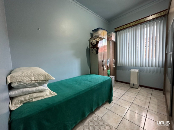 Imagem Casa com 3 Quartos à Venda, 288 m² em Coloninha - Florianópolis Imagem Casa com 3 Quartos à Venda, 288 m² em Coloninha - Florianópolis