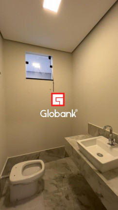 Imagem Sobrado com 3 Quartos à Venda, 220 m² em Ibituruna - Montes Claros Imagem Sobrado com 3 Quartos à Venda, 220 m² em Ibituruna - Montes Claros