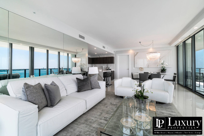 Imagem Apartamento com 3 Quartos à Venda, 200 m² em Miami Design District - Miami Imagem Apartamento com 3 Quartos à Venda, 200 m² em Miami Design District - Miami