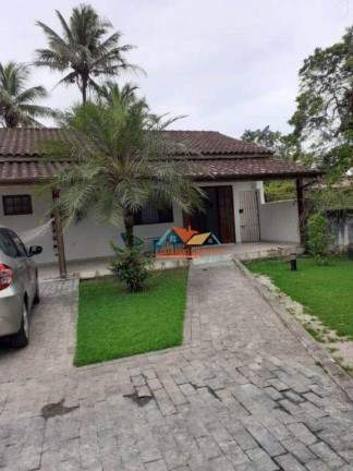 Casa com 3 Quartos à Venda, 196 m² em Cocanha - Caraguatatuba
