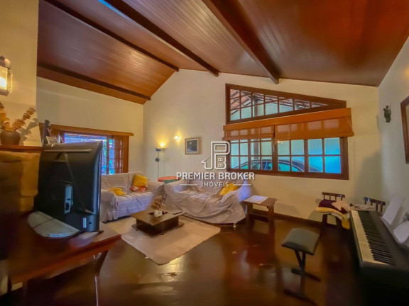 Imagem Casa com 3 Quartos à Venda, 239 m² em Comary - Teresópolis Imagem Casa com 3 Quartos à Venda, 239 m² em Comary - Teresópolis