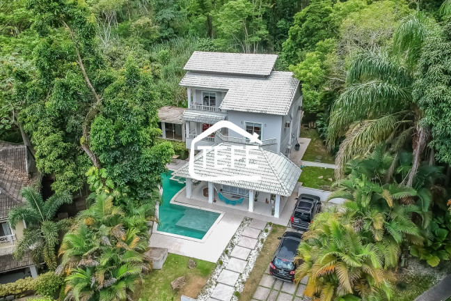 Casa de Condomínio com 5 Quartos à Venda, 232 m² em Vargem Pequena - Rio De Janeiro