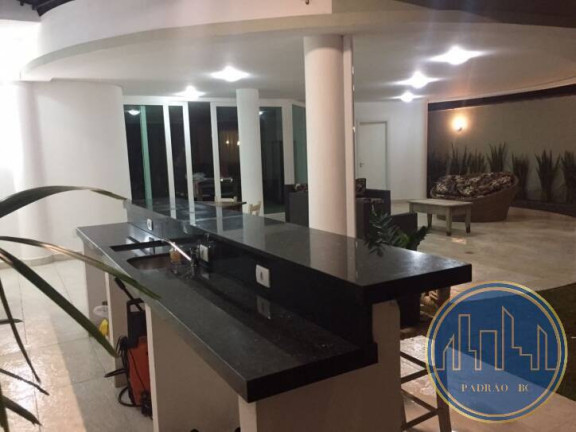 Imagem Casa com 4 Quartos para Temporada, 530 m² em Estaleiro - Balneário Camboriú
