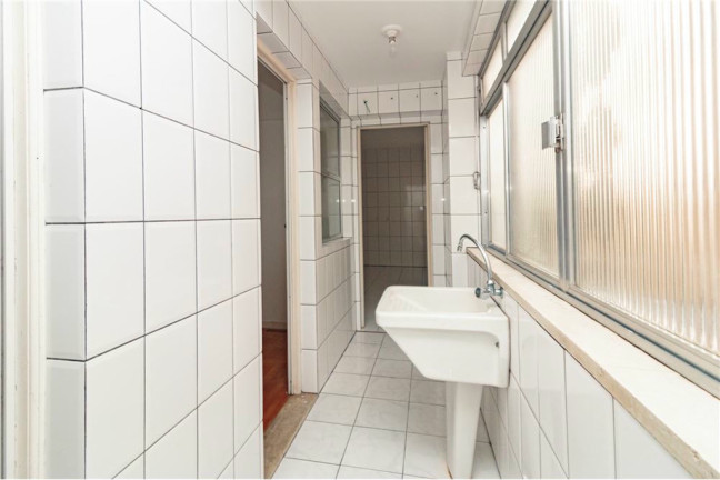 Imagem Apartamento com 3 Quartos à Venda, 120 m² em Centro Histórico - Porto Alegre Imagem Apartamento com 3 Quartos à Venda, 120 m² em Centro Histórico - Porto Alegre