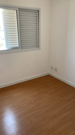 Imagem Imóvel com 3 Quartos para Alugar, 76 m² em Jardim Tupanci - Barueri Imagem Imóvel com 3 Quartos para Alugar, 76 m² em Jardim Tupanci - Barueri