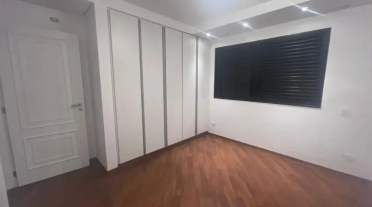 Imagem Imóvel com 3 Quartos à Venda, 116 m² em Moema - São Paulo Imagem Imóvel com 3 Quartos à Venda, 116 m² em Moema - São Paulo