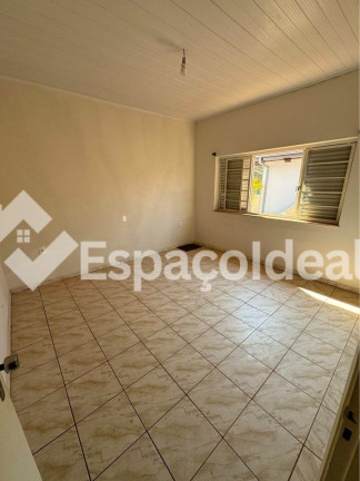Imagem Casa com 3 Quartos à Venda, 161 m² em Centro - Lençóis Paulista Imagem Casa com 3 Quartos à Venda, 161 m² em Centro - Lençóis Paulista