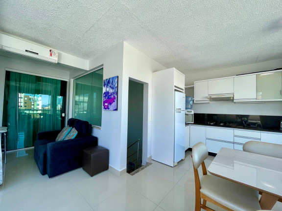 Imagem Apartamento com 3 Quartos para Temporada, em Mariscal - Bombinhas Imagem Apartamento com 3 Quartos para Temporada, em Mariscal - Bombinhas