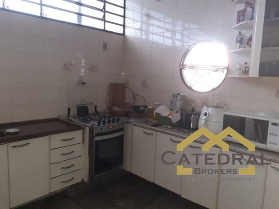 Imagem Casa com 3 Quartos à Venda, 226 m² em Jardim Das Carpas - Jundiaí Imagem Casa com 3 Quartos à Venda, 226 m² em Jardim Das Carpas - Jundiaí