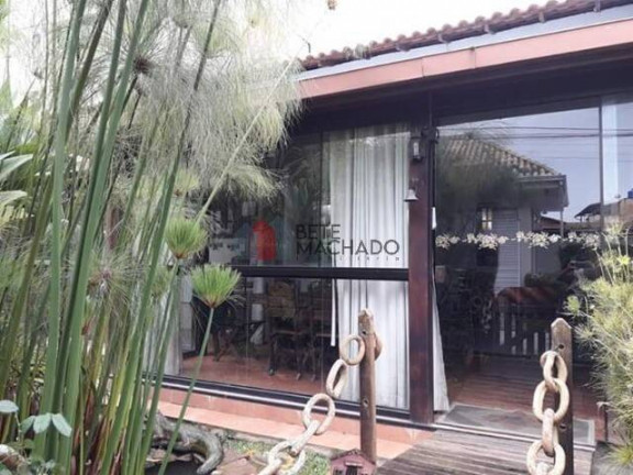 Casa com 4 Quartos à Venda, 697 m² em Vargem Grande - Teresópolis