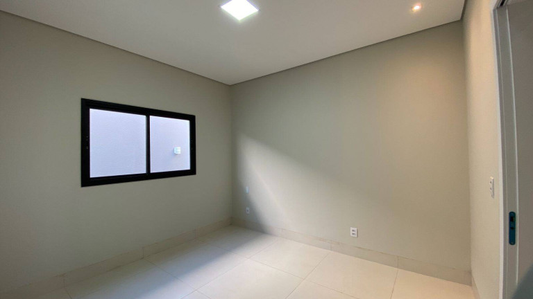 Imagem Casa com 3 Quartos à Venda, 148 m² em Tijucal - Cuiabá Imagem Casa com 3 Quartos à Venda, 148 m² em Tijucal - Cuiabá