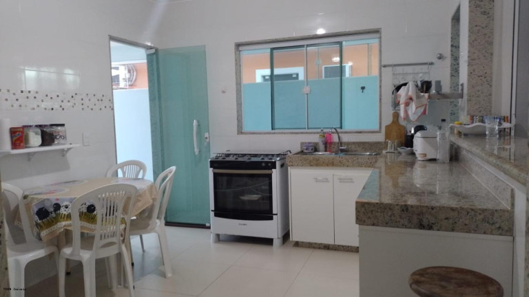 Imagem Casa com 3 Quartos à Venda, 143 m² em Salinas - Araruama