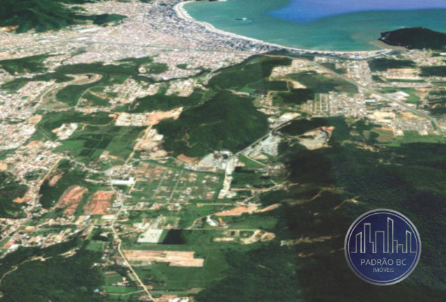 Imagem Terreno à Venda, 1.442 m² em Rio Pequeno - Camboriú Imagem Terreno à Venda, 1.442 m² em Rio Pequeno - Camboriú