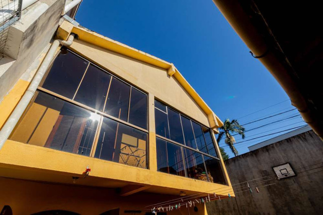 Imagem Casa com 3 Quartos à Venda,  em Medianeira - Porto Alegre