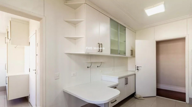 Imagem Imóvel com 3 Quartos à Venda, 230 m² em Moema - São Paulo Imagem Imóvel com 3 Quartos à Venda, 230 m² em Moema - São Paulo