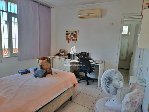 Imagem Casa com 4 Quartos à Venda, 282 m² em Sapiranga (coité) - Fortaleza Imagem Casa com 4 Quartos à Venda, 282 m² em Sapiranga (coité) - Fortaleza