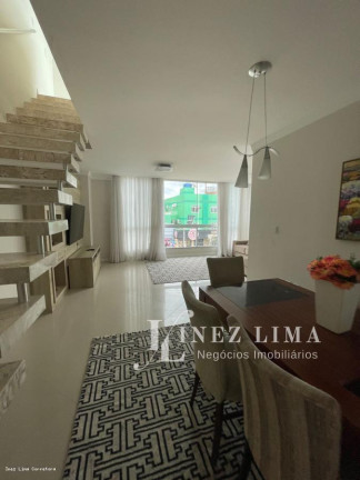 Apartamento com 3 Quartos à Venda, 240 m² em Centro - Bombinhas