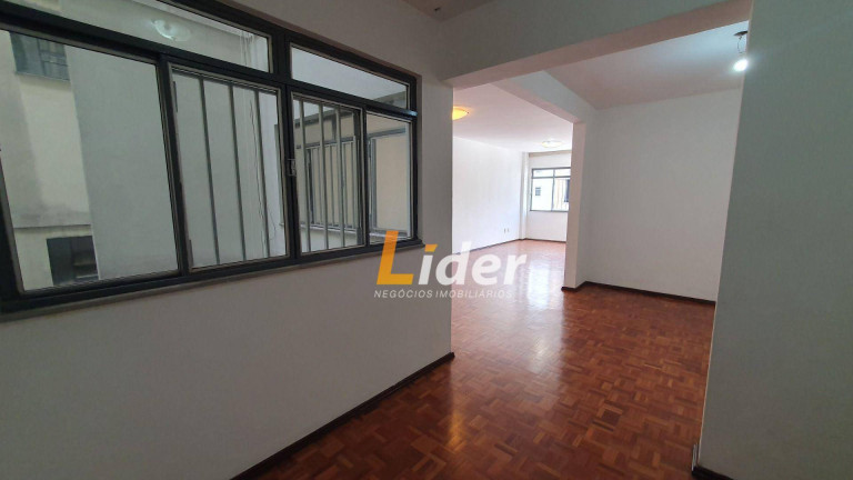 Imagem Apartamento com 4 Quartos à Venda, 120 m² em Centro - Juiz De Fora