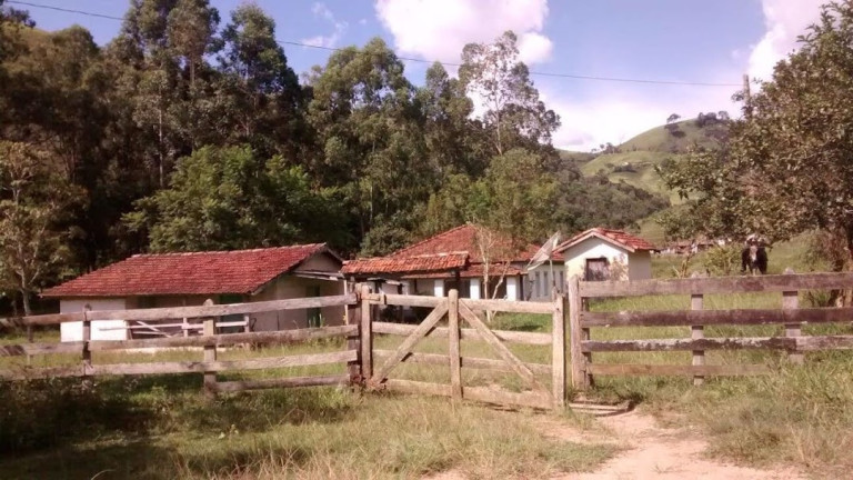 Imagem Chácara com 5 Quartos à Venda, 90 m² em Centro - São Luíz Do Paraitinga Imagem Chácara com 5 Quartos à Venda, 90 m² em Centro - São Luíz Do Paraitinga