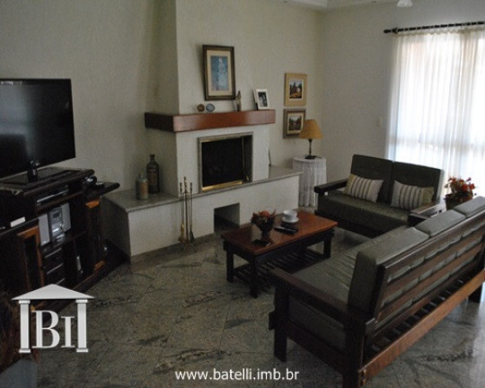 Imagem Casa com 4 Quartos à Venda, 352 m² em Tamboré - Santana De Parnaíba Imagem Casa com 4 Quartos à Venda, 352 m² em Tamboré - Santana De Parnaíba