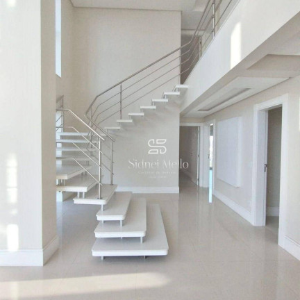 Imagem Imóvel com 4 Quartos à Venda, 239 m² em Quadra Mar Centro - Balneário Camboriú Imagem Imóvel com 4 Quartos à Venda, 239 m² em Quadra Mar Centro - Balneário Camboriú