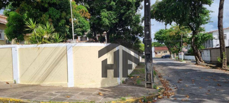 Imagem Casa com 4 Quartos à Venda, 225 m² em Casa Amarela - Recife Imagem Casa com 4 Quartos à Venda, 225 m² em Casa Amarela - Recife