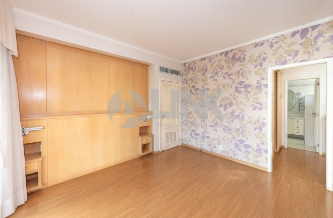 Imagem Apartamento com 4 Quartos à Venda, 283 m² em Moinhos De Vento - Porto Alegre