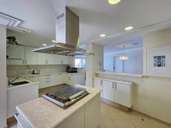 Imagem Apartamento com 3 Quartos à Venda, 203 m² em Riviera - Bertioga Imagem Apartamento com 3 Quartos à Venda, 203 m² em Riviera - Bertioga