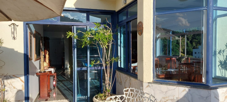 Imagem Cobertura com 3 Quartos à Venda, 275 m² em Várzea - Teresópolis Imagem Cobertura com 3 Quartos à Venda, 275 m² em Várzea - Teresópolis