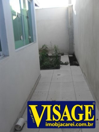 Imagem Casa à Venda, em Prol. Jd. St. Maria - Jacareí Imagem Casa à Venda, em Prol. Jd. St. Maria - Jacareí