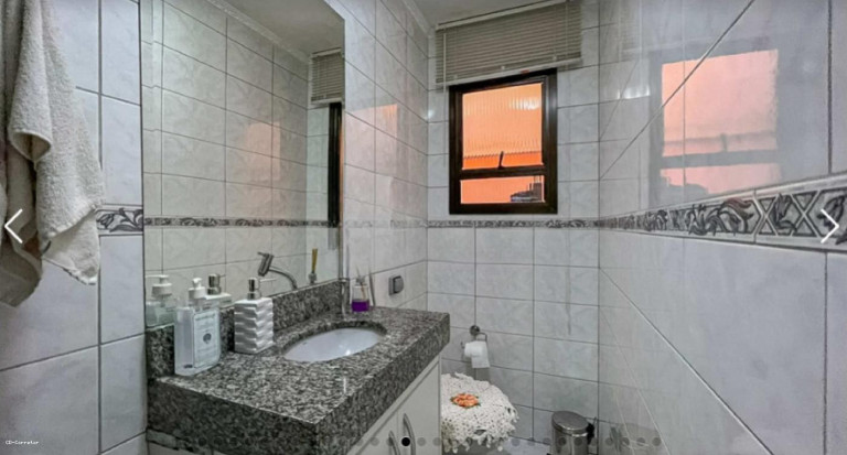 Imagem Casa com 4 Quartos à Venda, 240 m² em Vila Floresta - Santo André